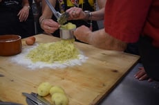 976BE11D-15C9-4843-AD09-F07AF607F827