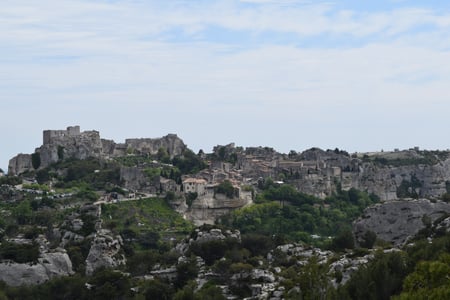 Provence-tours-le-baux-de-provence.jpg Provence-tours-le-baux-de-provence.jpg