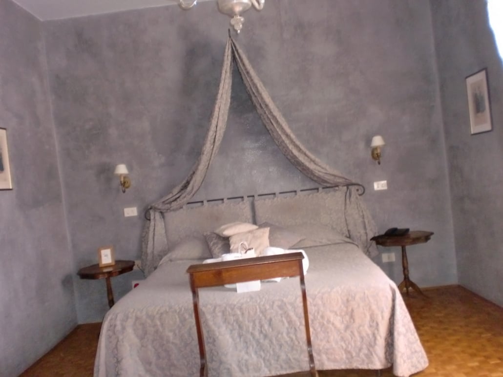 The Blue Room with frescos