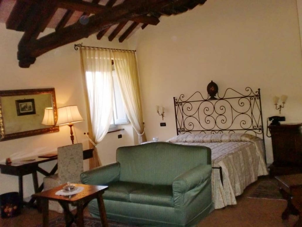 Room 8