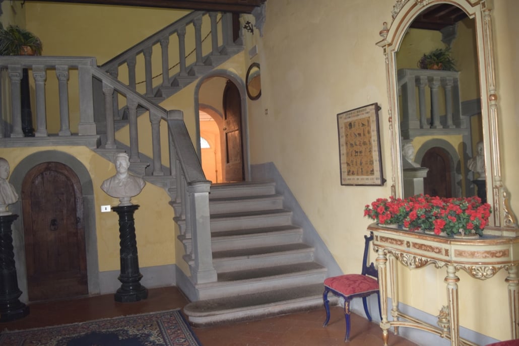staircase to Rooms