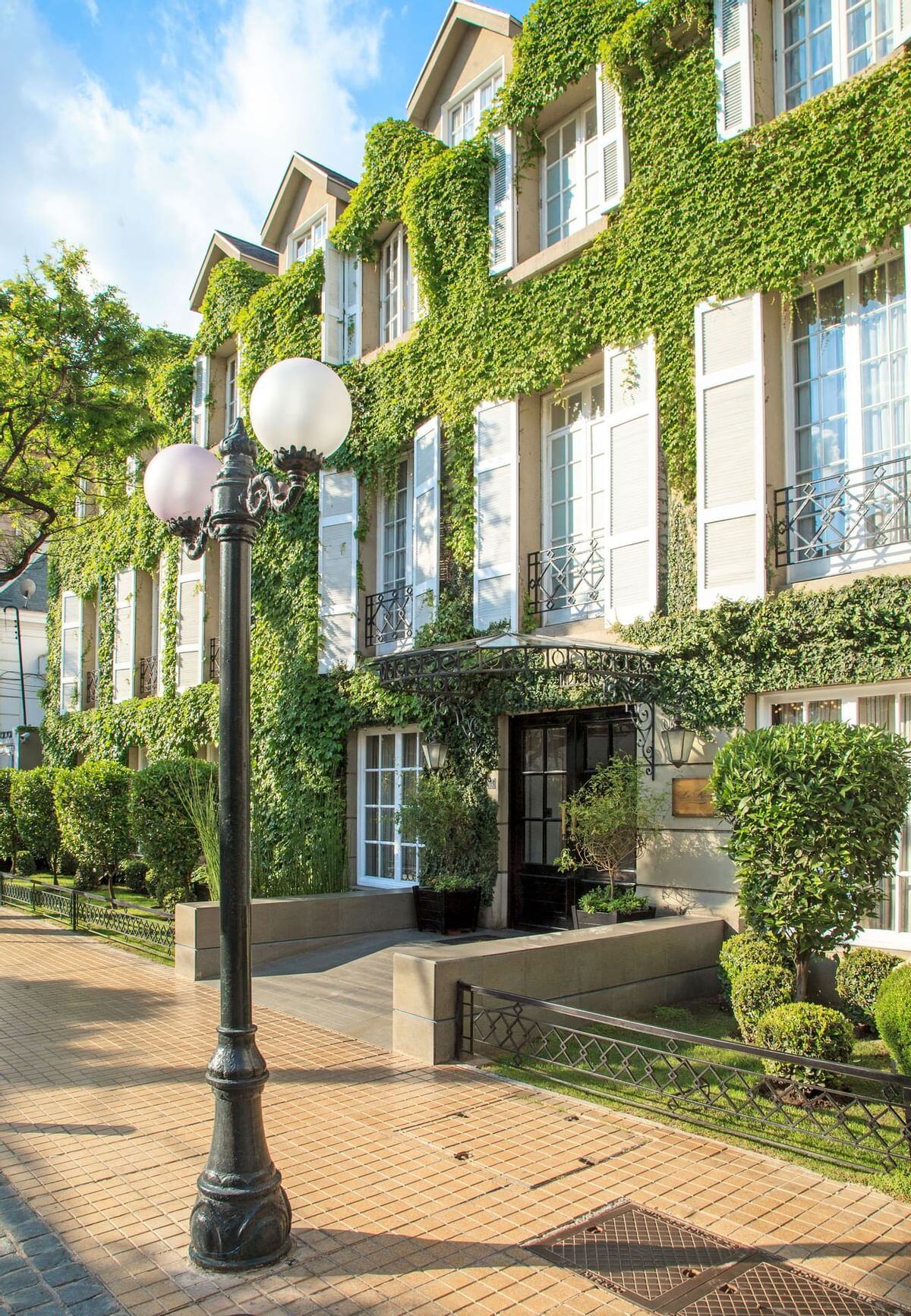 Hotel in Santiago - Entrance 